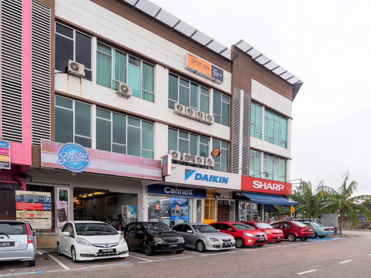 Spot On 89757 The Jb Johor Bahru